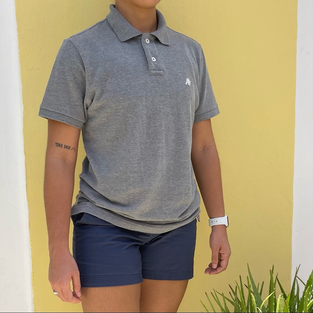 🛍 Polo gris Aeropostale | Used like new 
$8.00 | Small DM for more info 📩